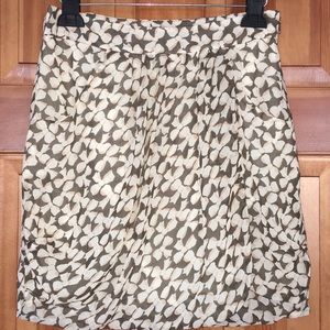 Banana Republic bow pattern wrap skirt